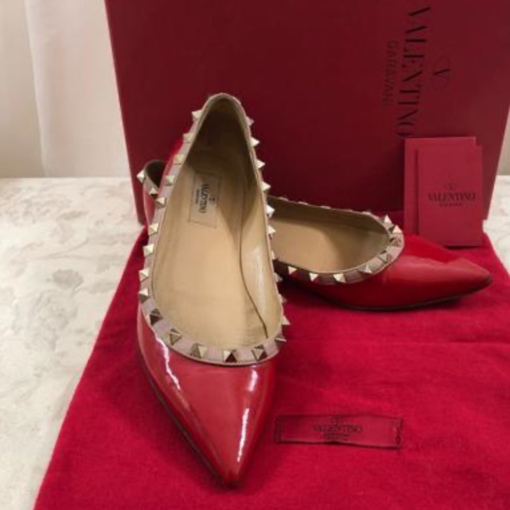 🆕 Valentino Rockstuds iconic Flats 🥿